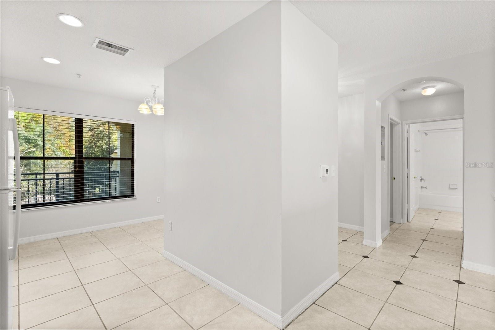 909 WATERSIDE LN #307, CELEBRATION, FL — photo 8