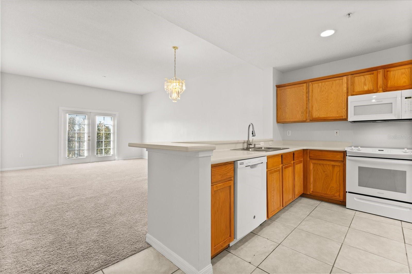 909 WATERSIDE LN #307, CELEBRATION, FL — photo 9