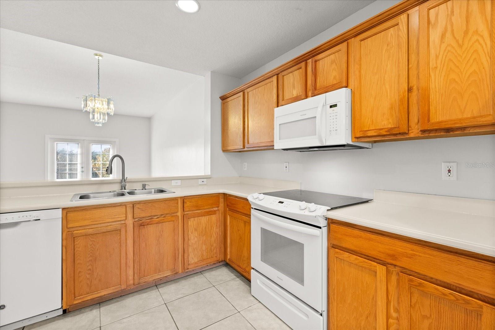 909 WATERSIDE LN #307, CELEBRATION, FL — photo 10