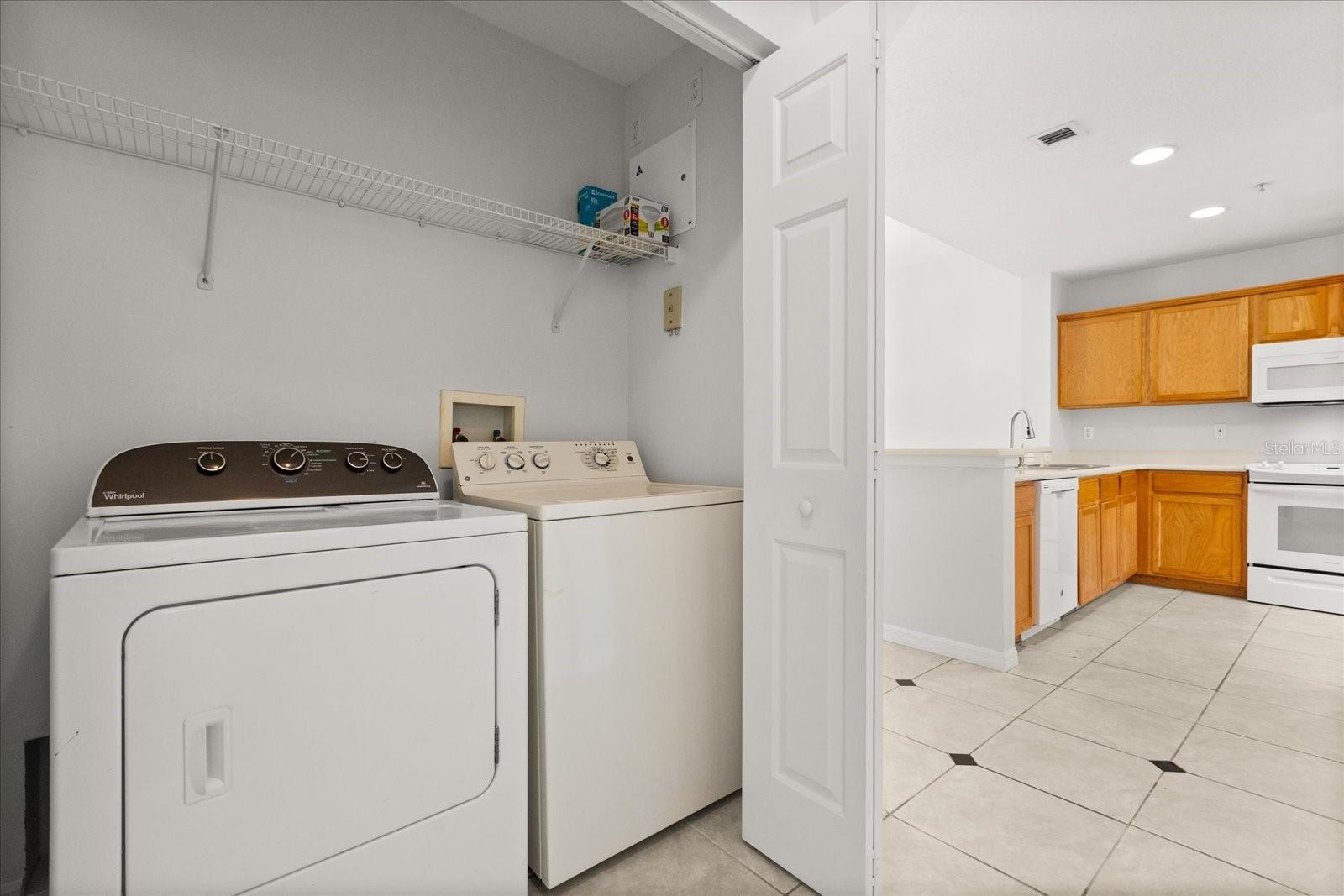 909 WATERSIDE LN #307, CELEBRATION, FL — photo 17