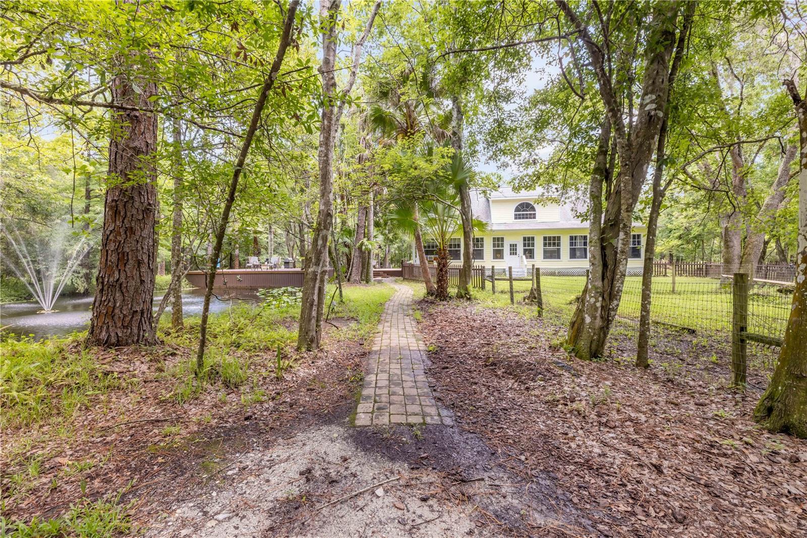 227 N SAMSULA DR, NEW SMYRNA BEACH, FL — photo 31
