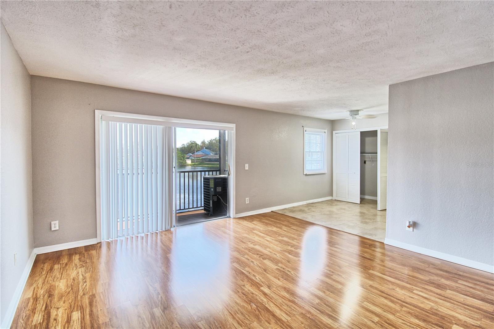 13760 ORANGE SUNSET DR #201, TAMPA, FL — photo 2