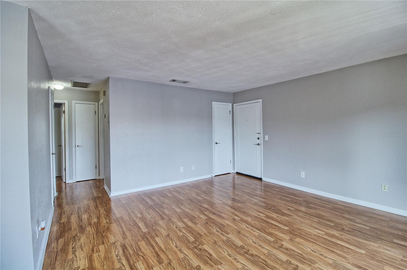 13760 ORANGE SUNSET DR #201, TAMPA, FL — photo 3