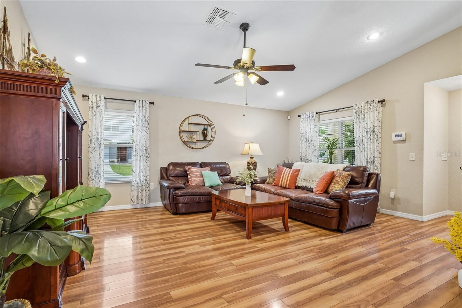 12416 NE 48TH LOOP, OXFORD, FL — photo 8