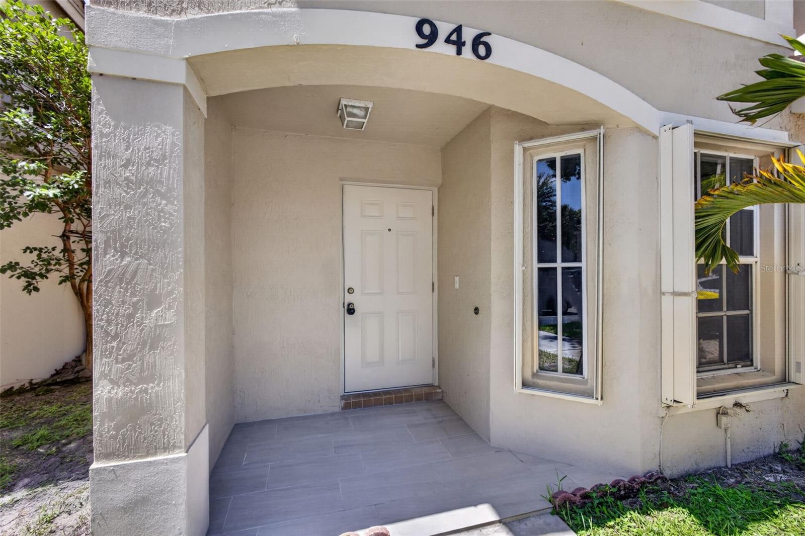 946 SUMMIT LAKE DR, WEST PALM BEACH, FL — photo 2