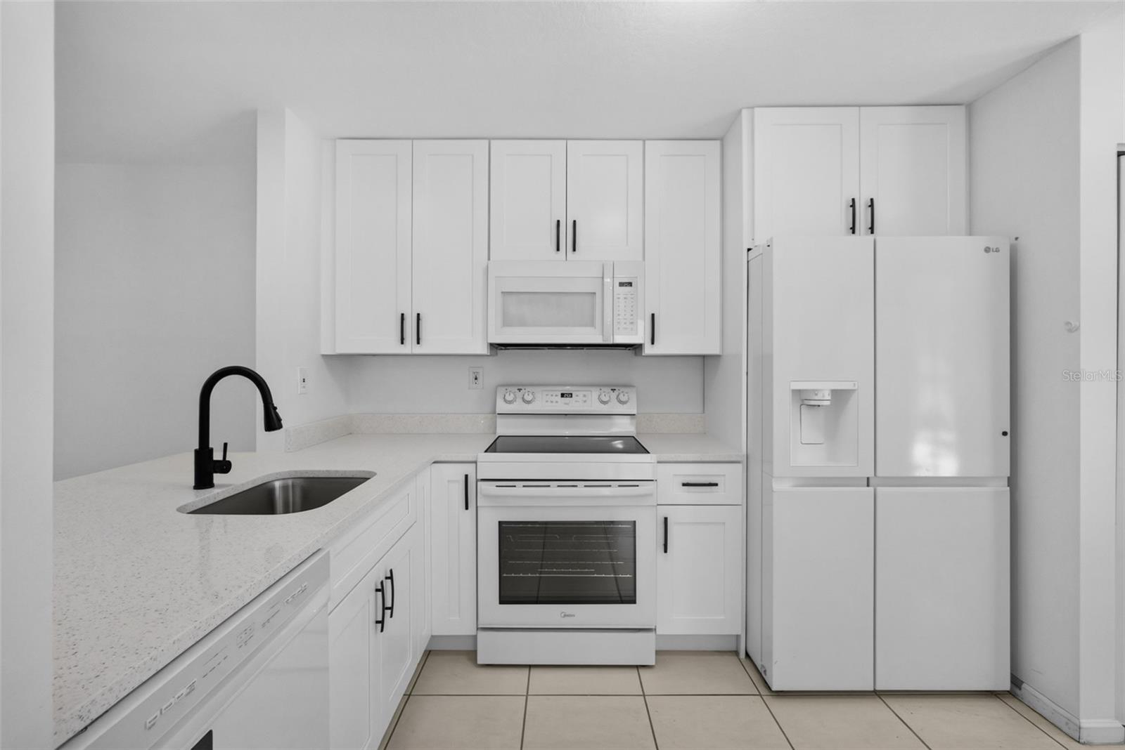 946 SUMMIT LAKE DR, WEST PALM BEACH, FL — photo 9