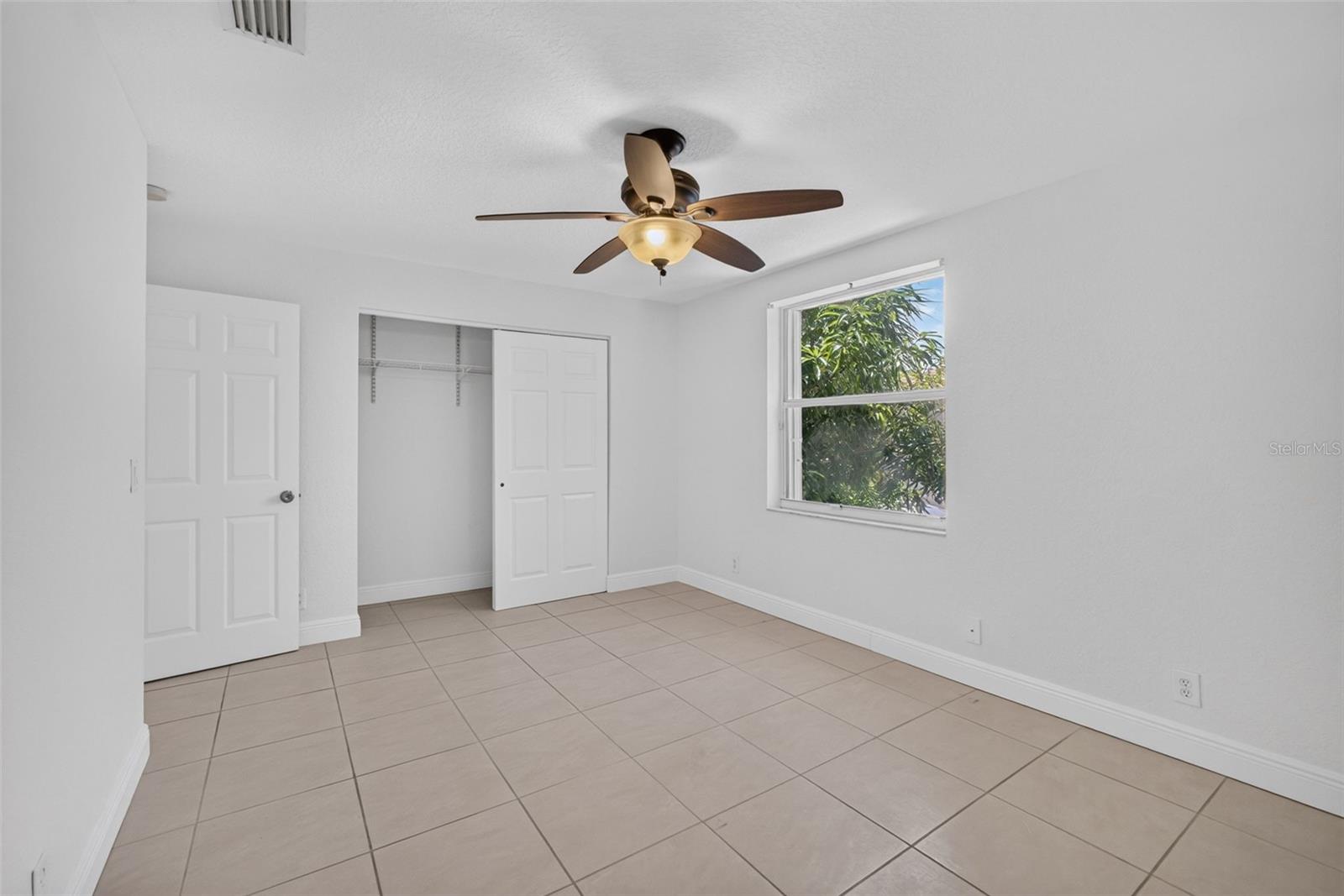 946 SUMMIT LAKE DR, WEST PALM BEACH, FL — photo 12