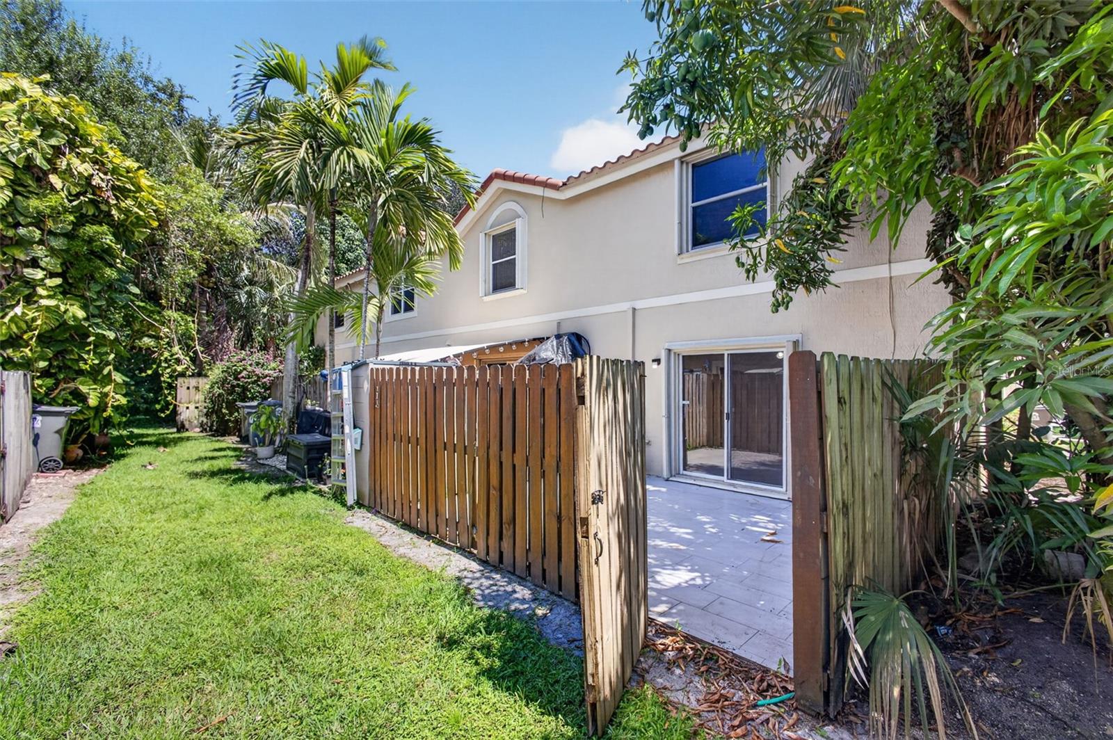 946 SUMMIT LAKE DR, WEST PALM BEACH, FL — photo 26