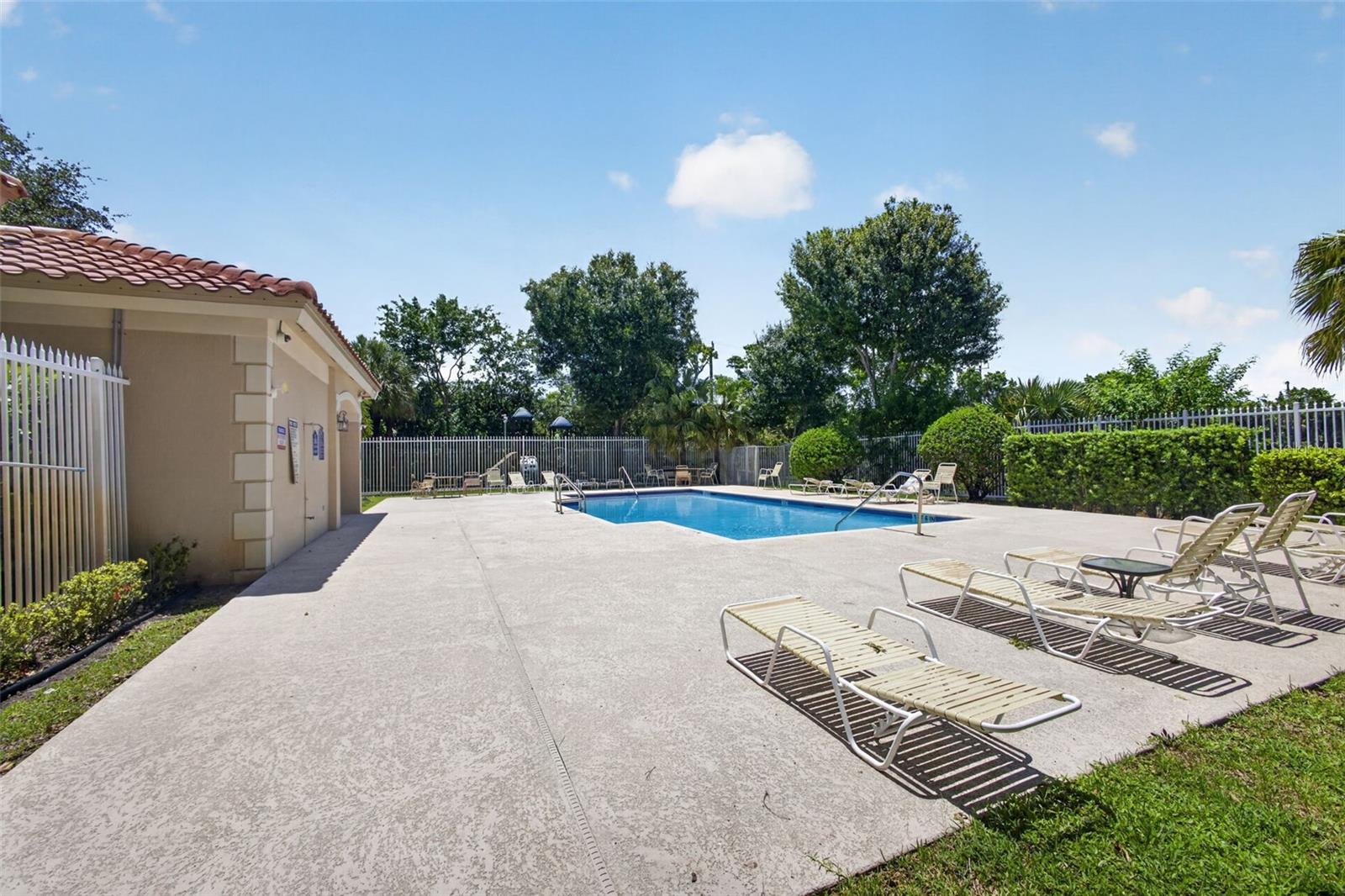 946 SUMMIT LAKE DR, WEST PALM BEACH, FL — photo 28