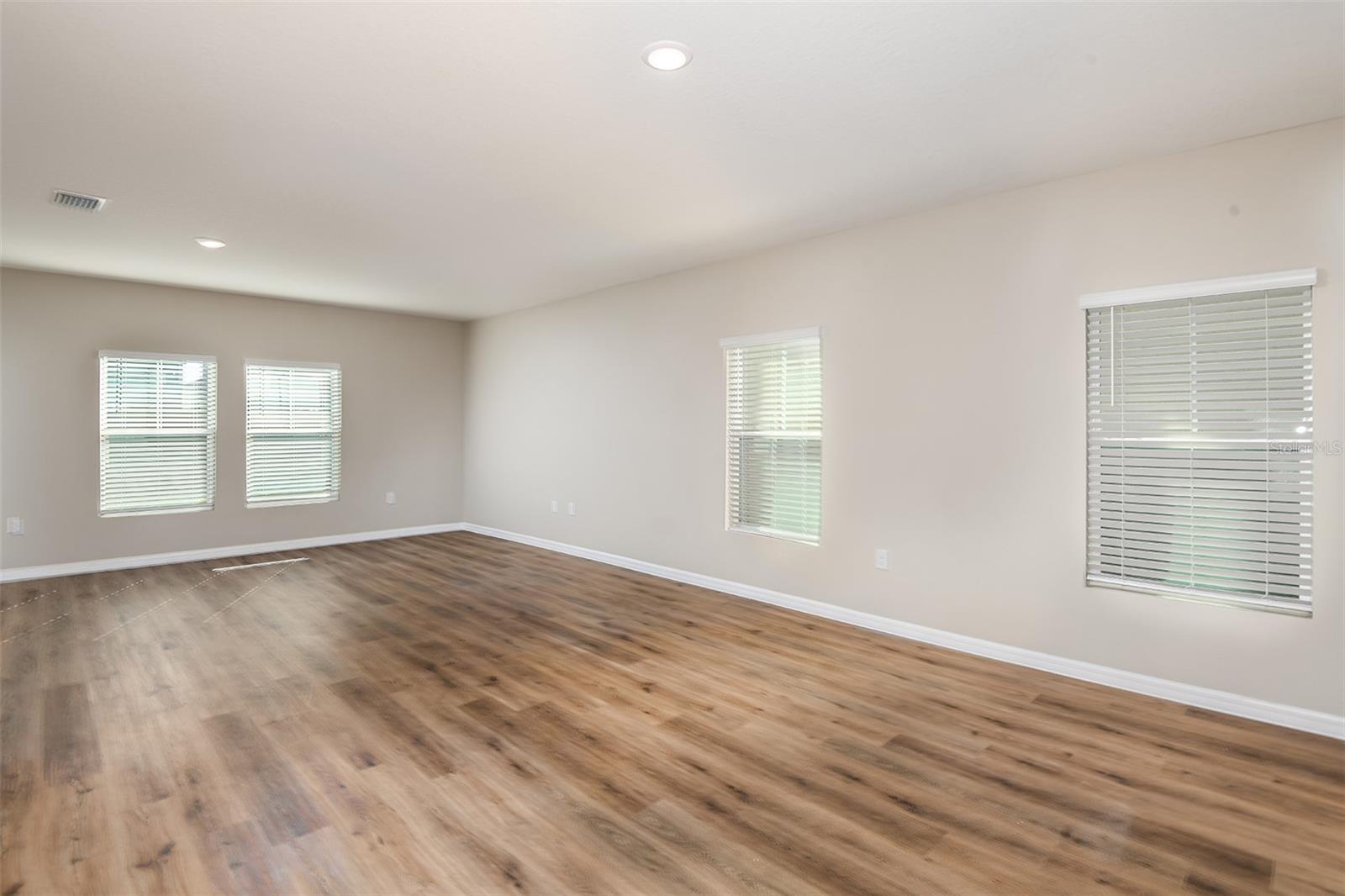 33669 NOBLE CREEK PL, DADE CITY, FL — photo 3