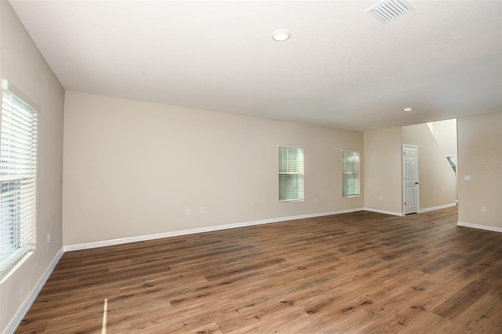 33669 NOBLE CREEK PL, DADE CITY, FL — photo 12