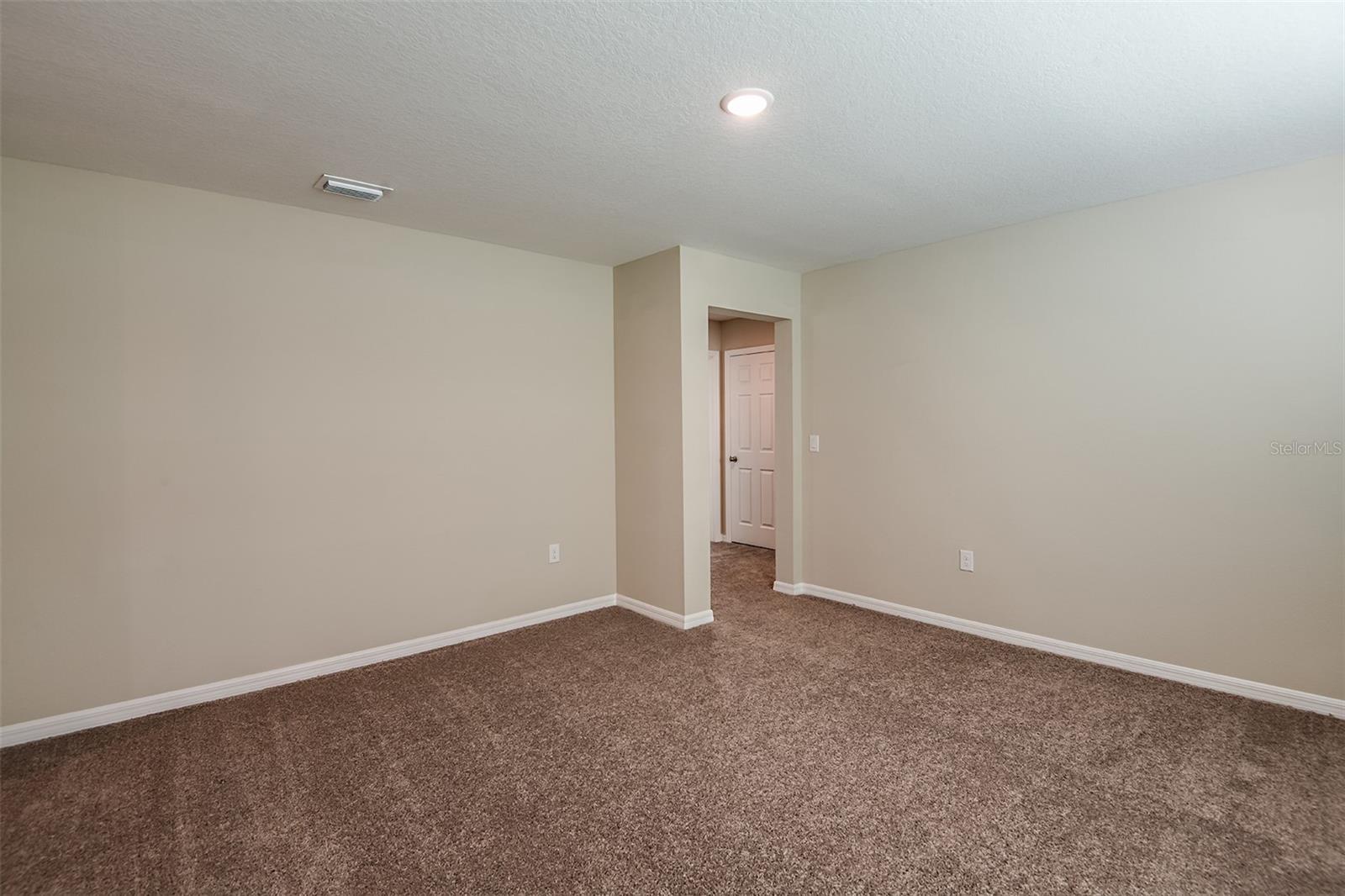 33669 NOBLE CREEK PL, DADE CITY, FL — photo 25