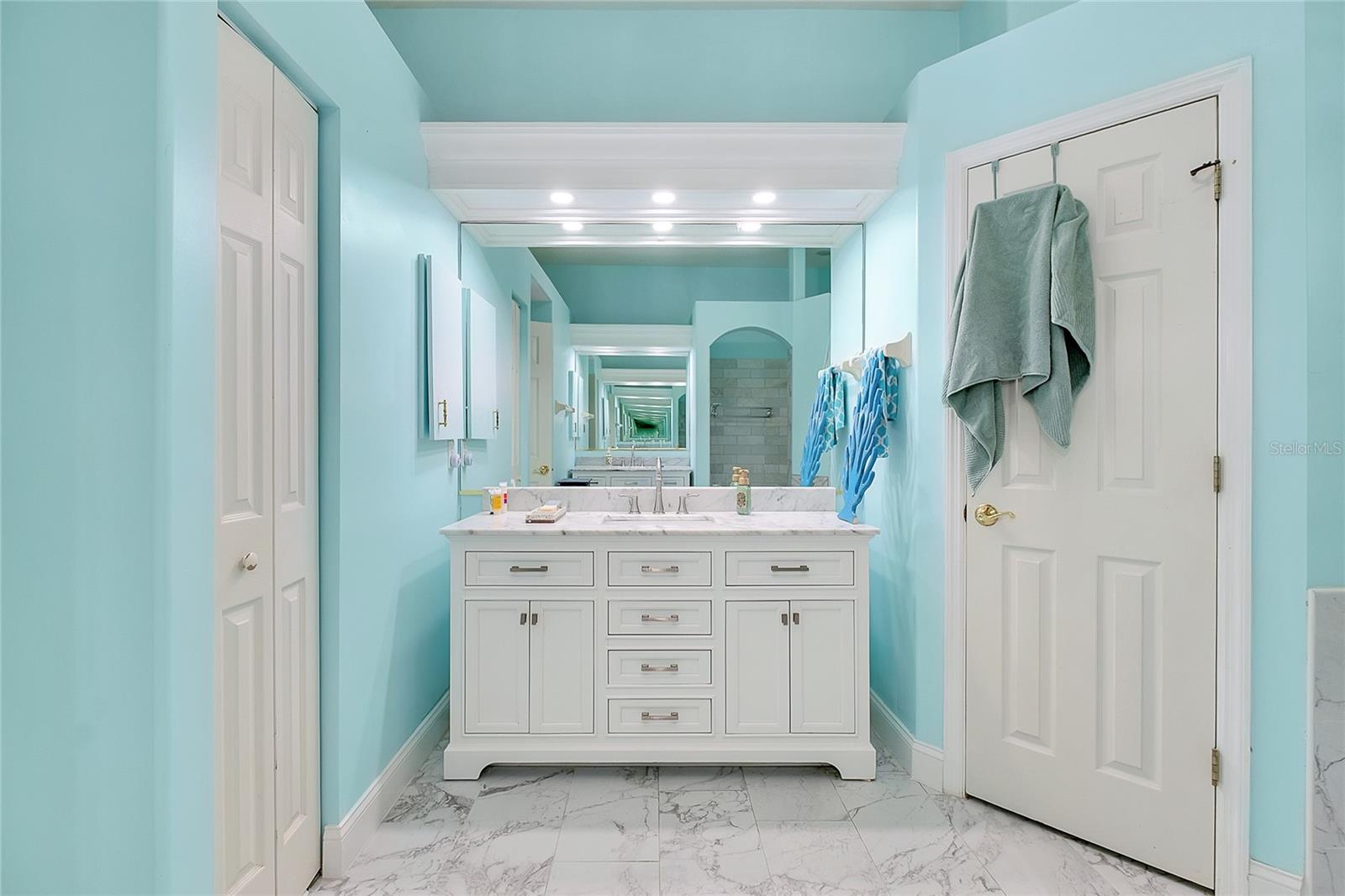360 CEDARBROOK CT, VENICE, FL — photo 12