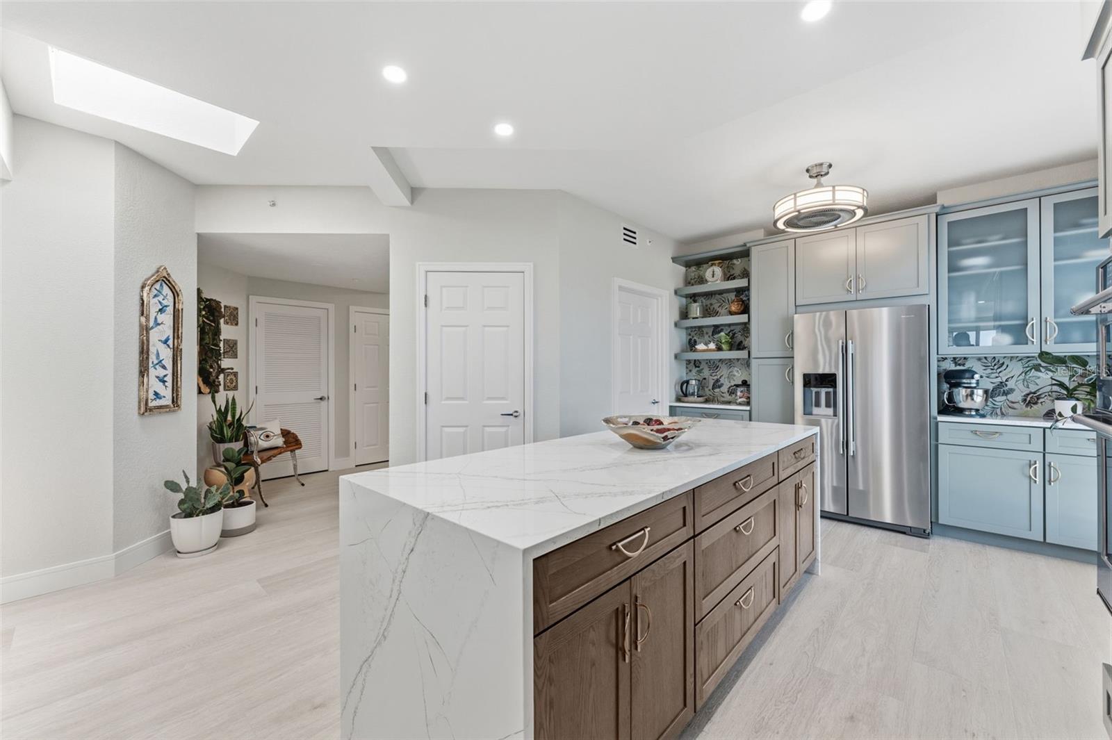 2 15TH AVE #401, INDIAN ROCKS BEACH, FL — photo 10