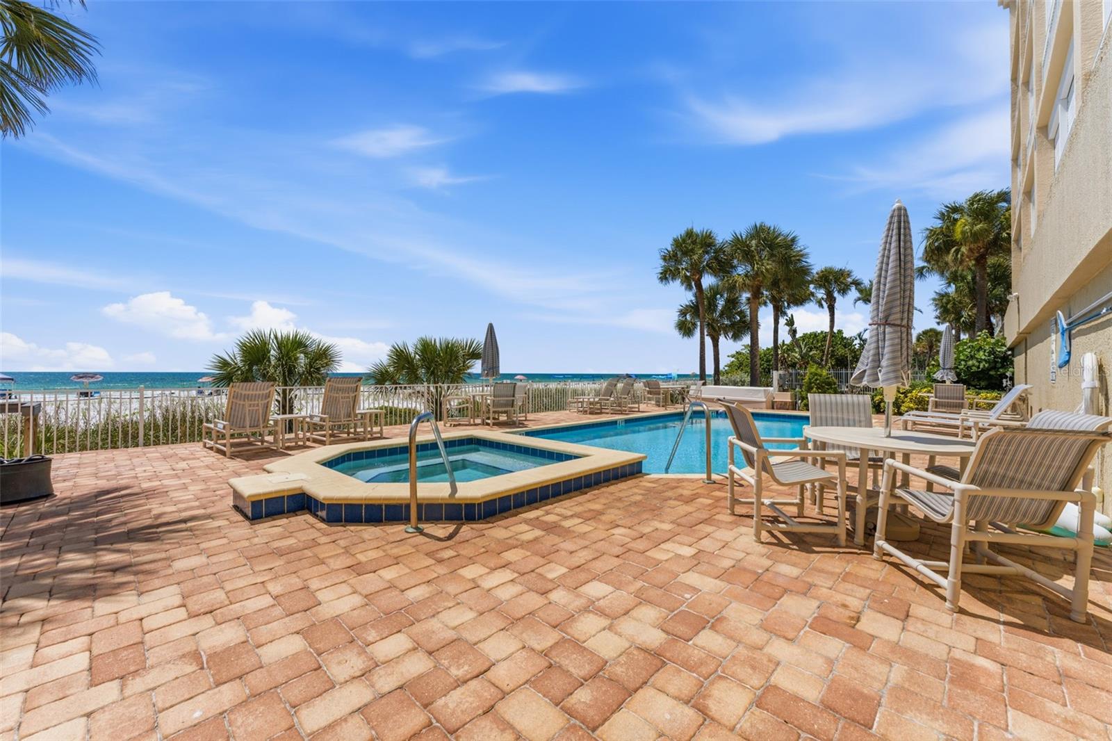 2 15TH AVE #401, INDIAN ROCKS BEACH, FL — photo 38