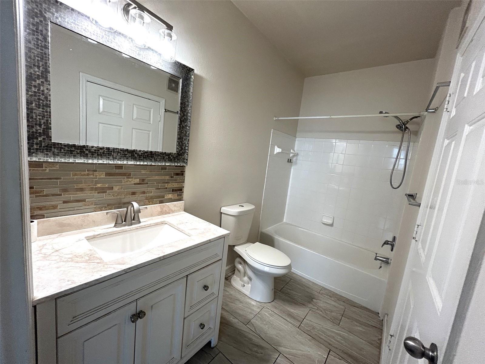 2015 ERVING CIR #208, OCOEE, FL — photo 6