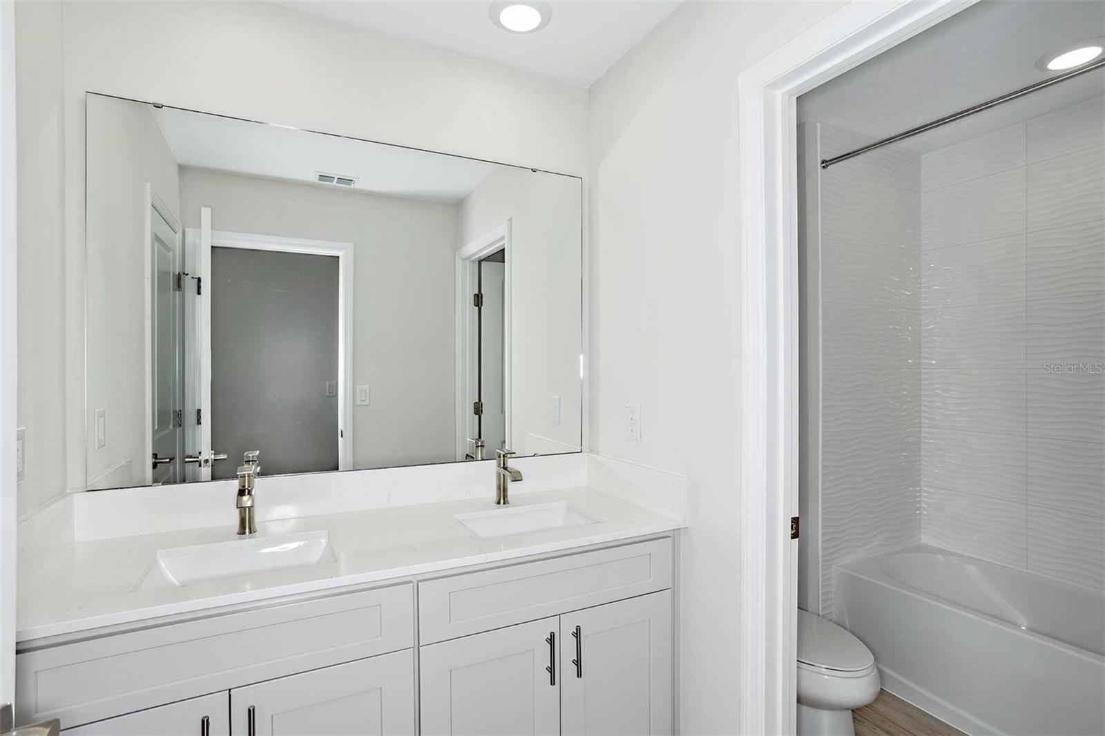 33595 TWILIGHT SEA PL, DADE CITY, FL — photo 9