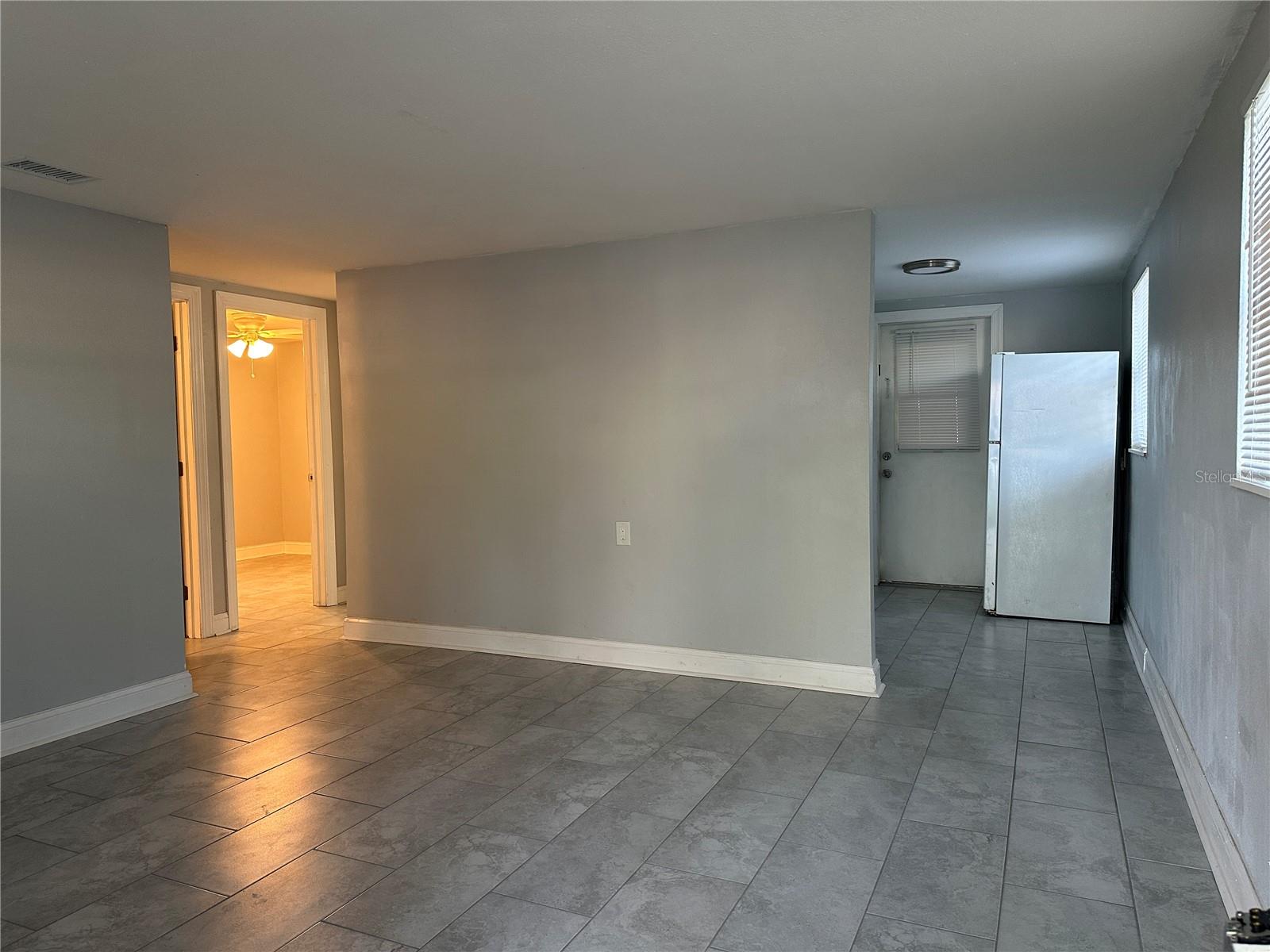 461 89TH AVE N, ST PETERSBURG, FL — photo 2