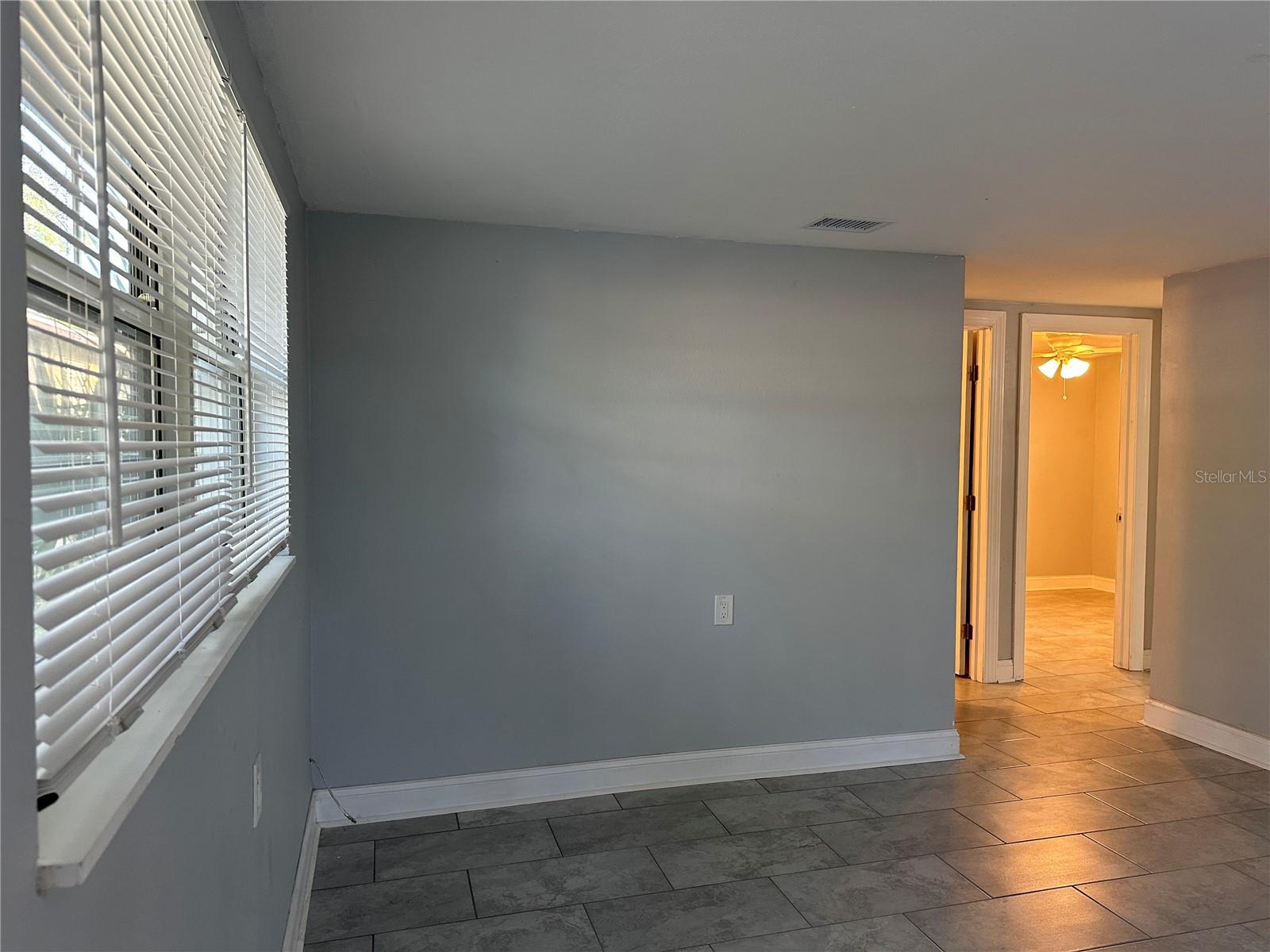 461 89TH AVE N, ST PETERSBURG, FL — photo 3