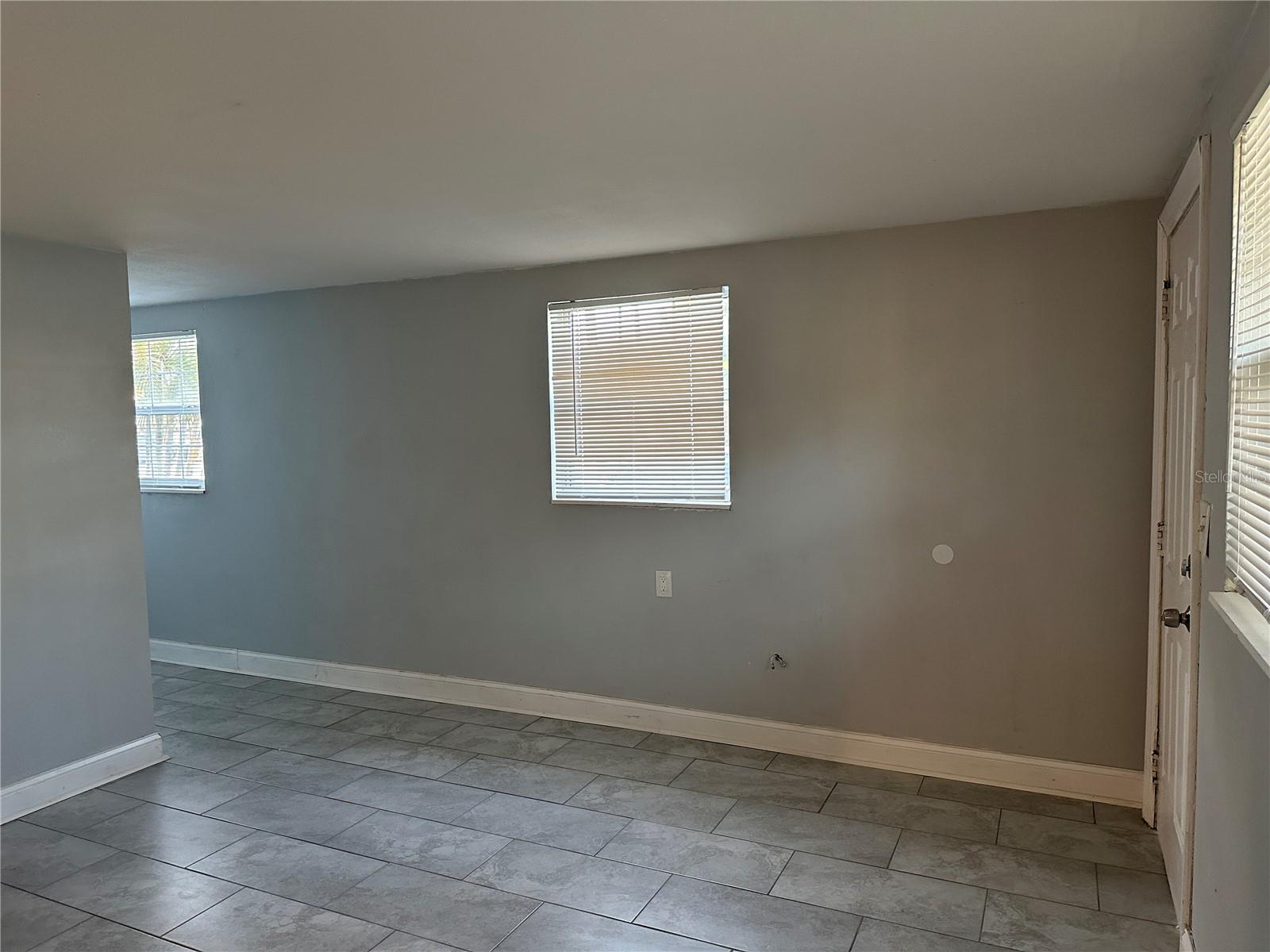 461 89TH AVE N, ST PETERSBURG, FL — photo 6