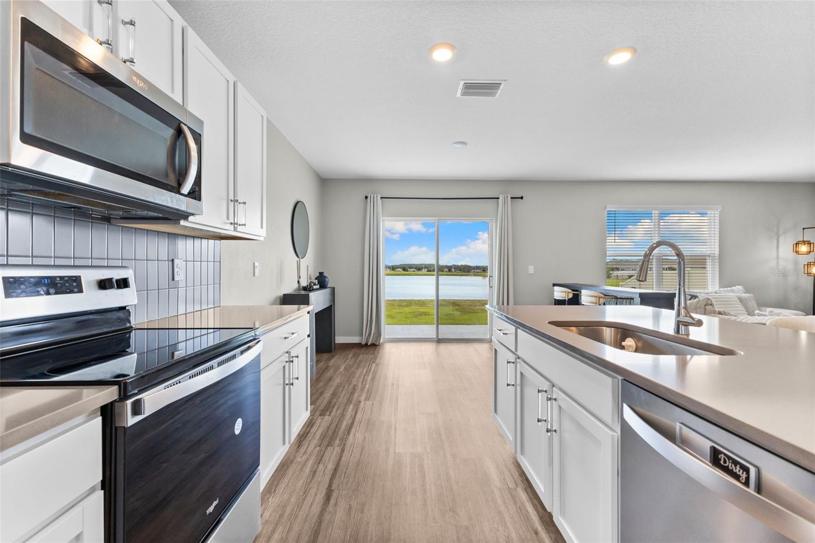 9728 CRESCENT RAY DR, WESLEY CHAPEL, FL — photo 17