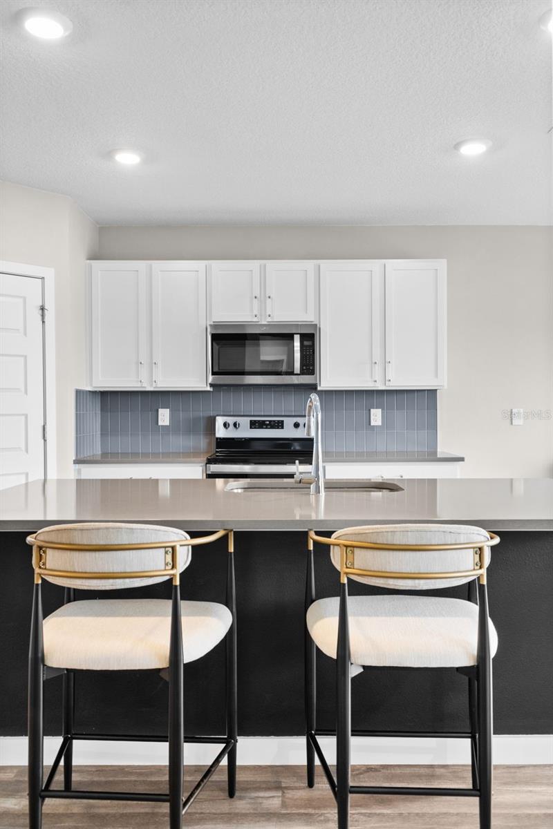 9728 CRESCENT RAY DR, WESLEY CHAPEL, FL — photo 15