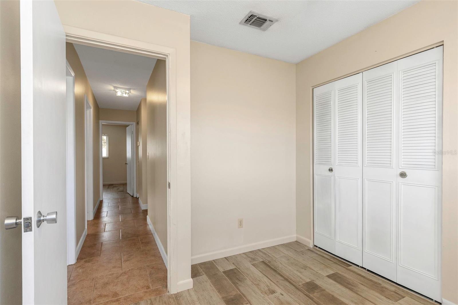 6842 62ND AVE N, PINELLAS PARK, FL — photo 36