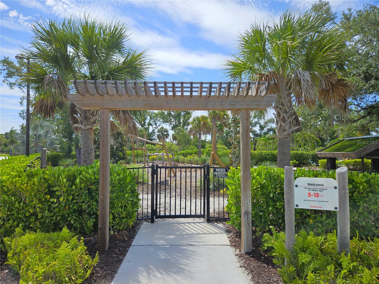 15285 SHADY PALMS LN, NOKOMIS, FL — photo 4