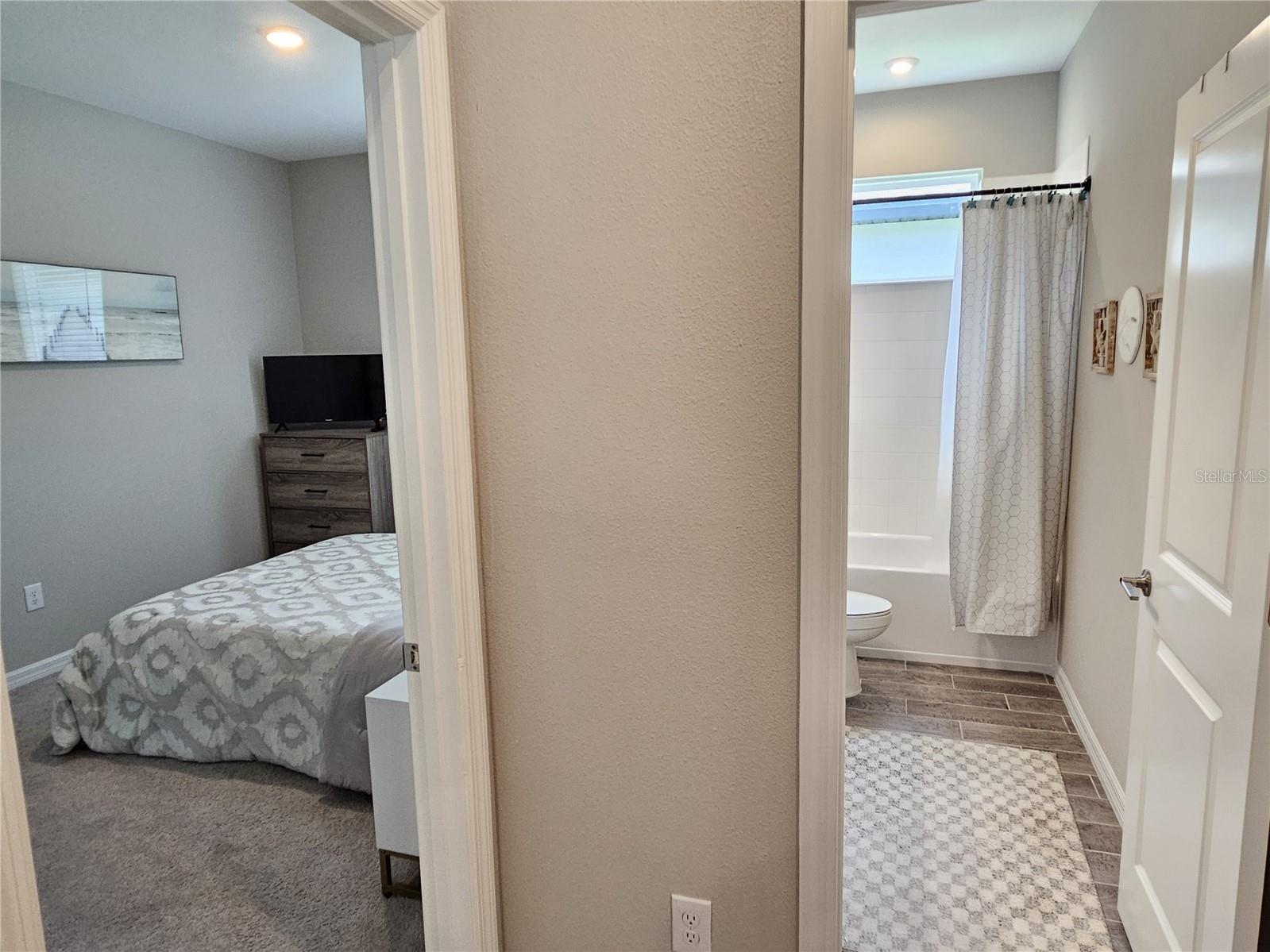 15285 SHADY PALMS LN, NOKOMIS, FL — photo 52