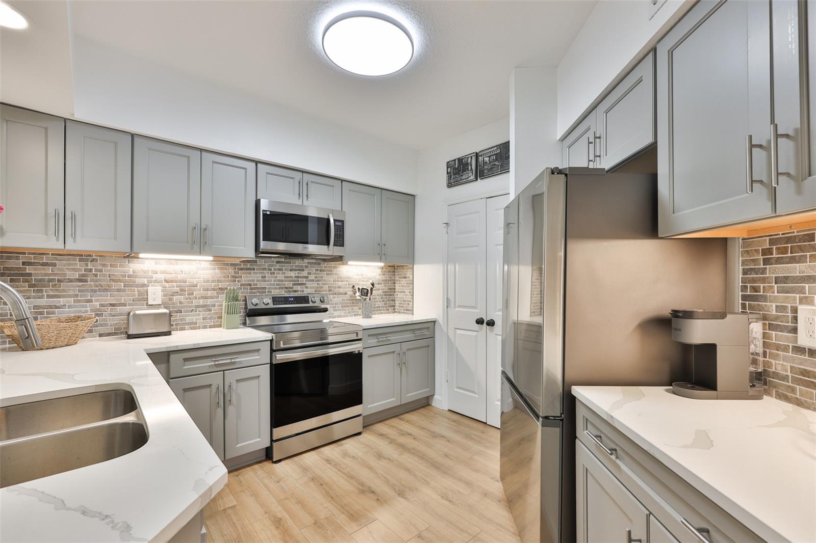 3312 BAY CLUB CIR #3312, TAMPA, FL — photo 11