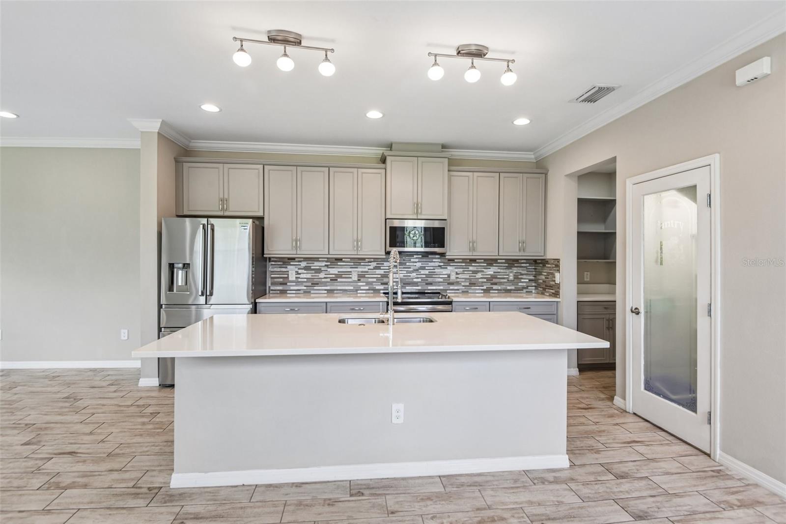 6706 ROCKY PARK ST, TAMPA, FL — photo 14