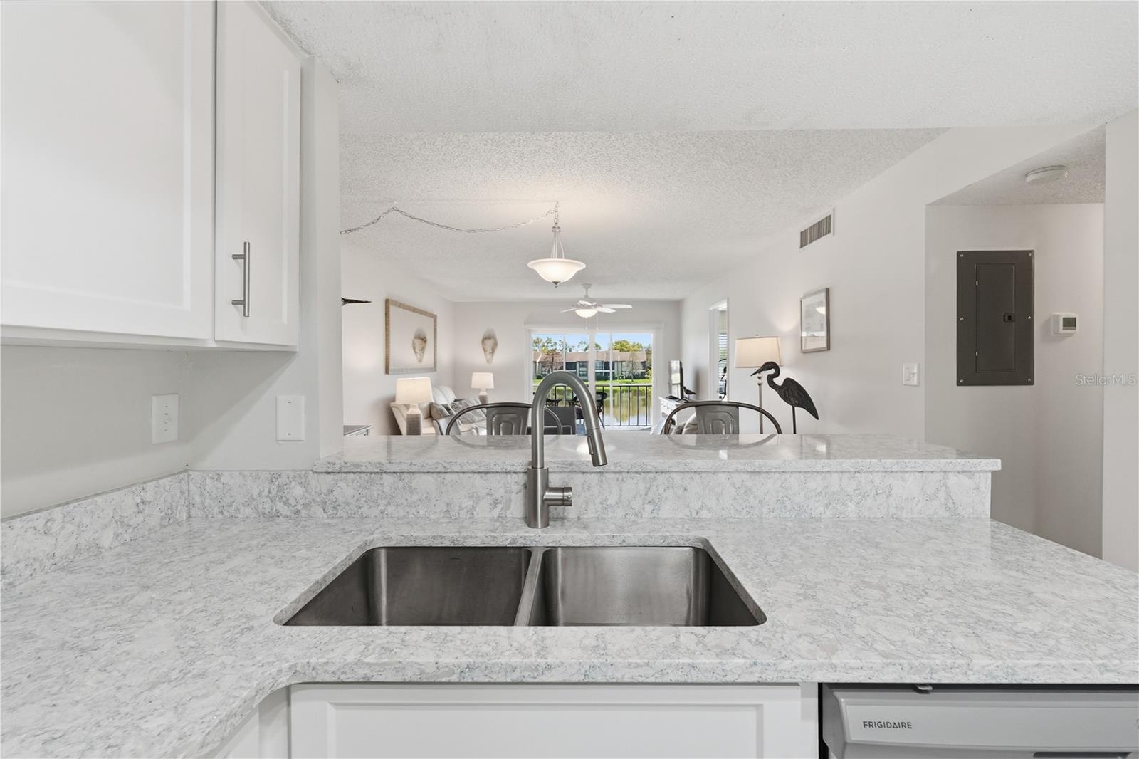 240 CYPRESS LN #240, OLDSMAR, FL — photo 13