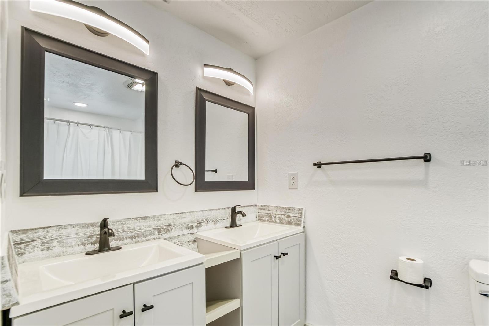 1300 MELONWOOD AVE, CLEARWATER, FL — photo 10