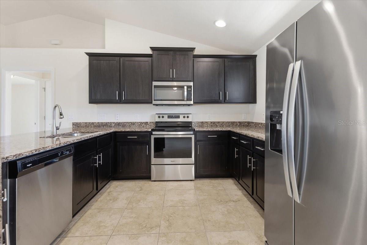 191 W PINE VALLEY LN, ROTONDA WEST, FL — photo 3