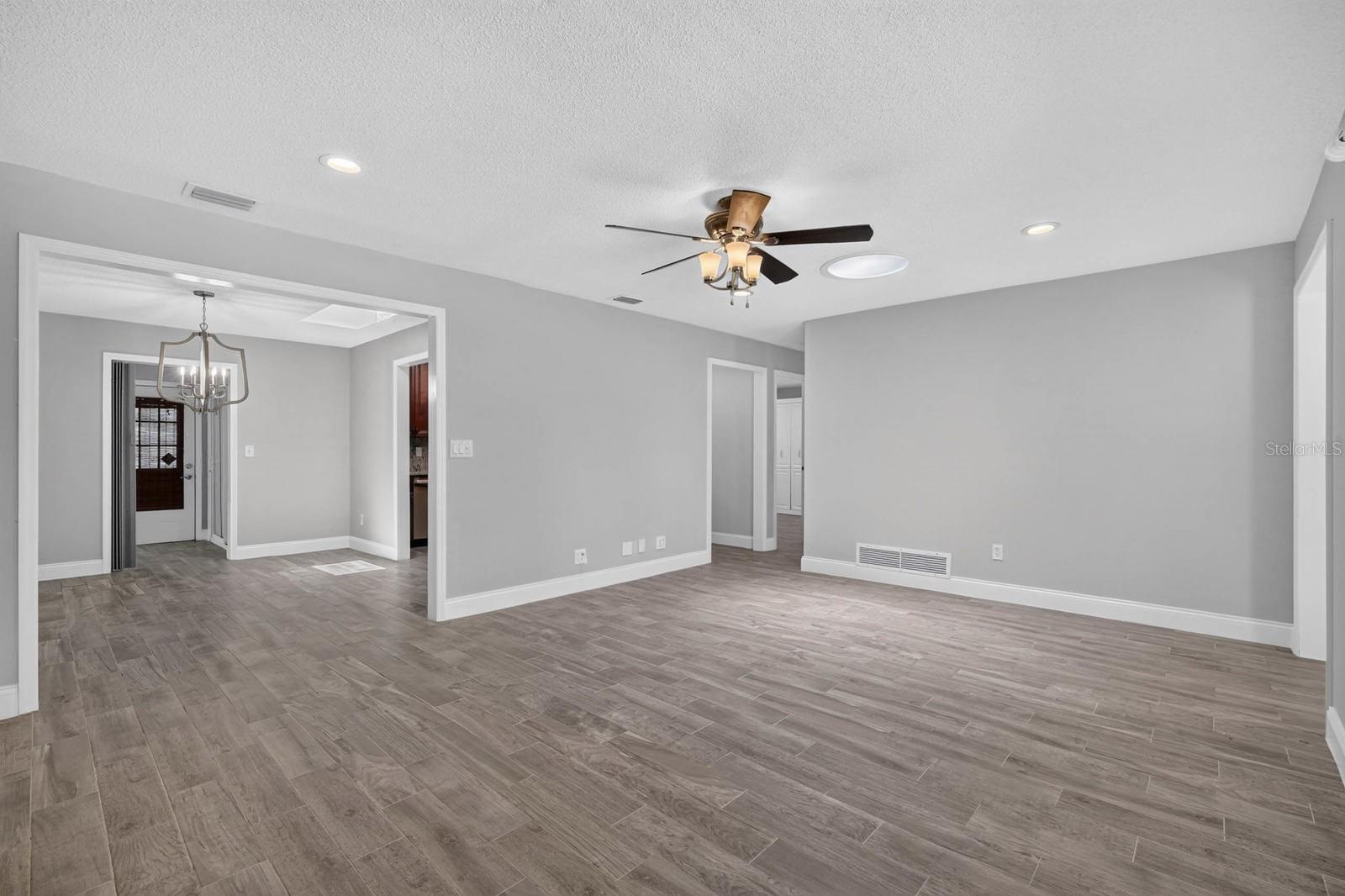 1017 E INDIAN OAKS, DAYTONA BEACH, FL — photo 8