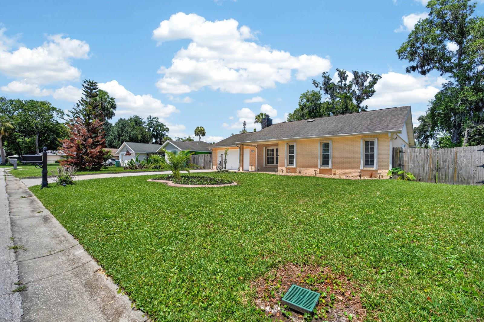 1017 E INDIAN OAKS, DAYTONA BEACH, FL — photo 57