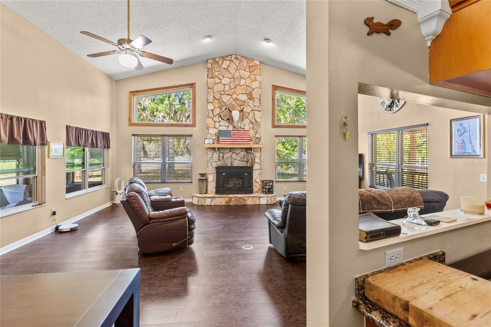 5930 ISLAND RD, MELROSE, FL — photo 32