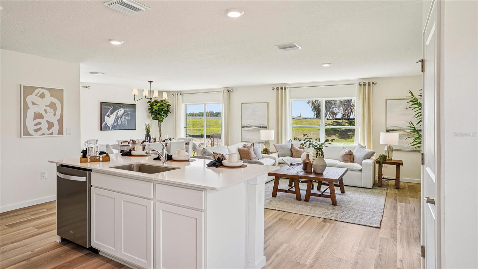 2158 NE 28TH LN, OCALA, FL — photo 3