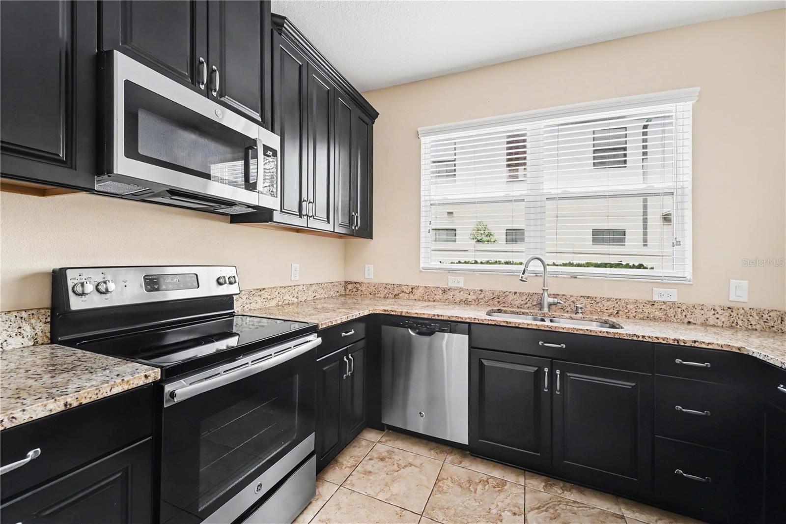 30340 SOUTHWELL PL, WESLEY CHAPEL, FL — photo 10