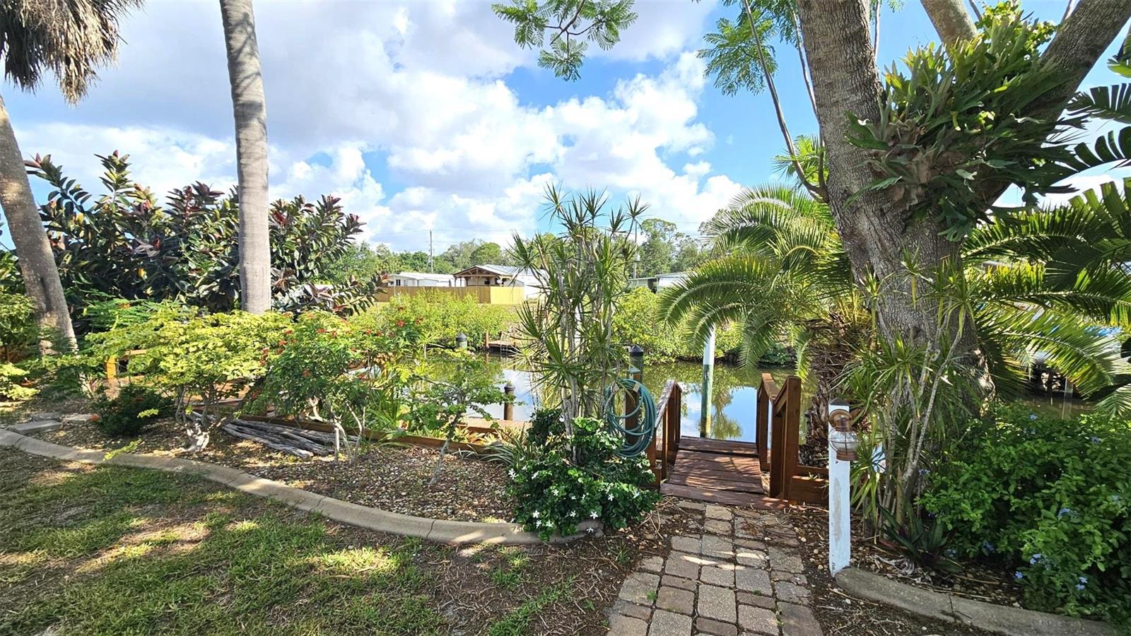 1240 SEAGULL DR, ENGLEWOOD, FL — photo 39