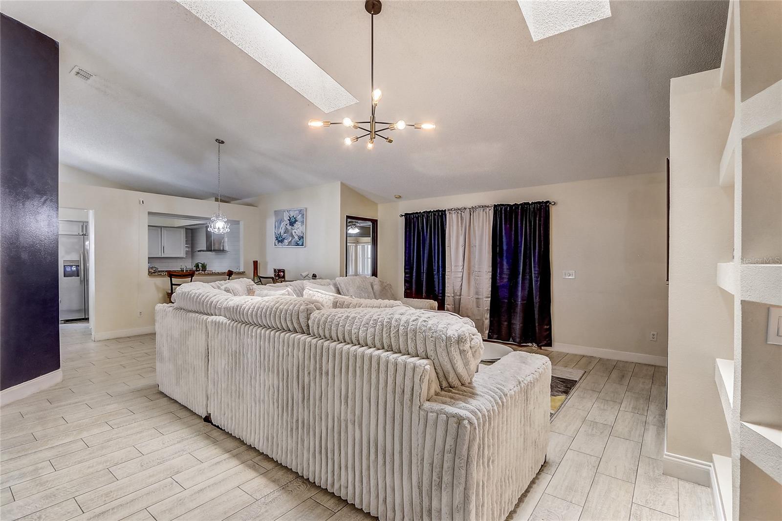 2191 ALCLOBE CIR, OCOEE, FL — photo 9