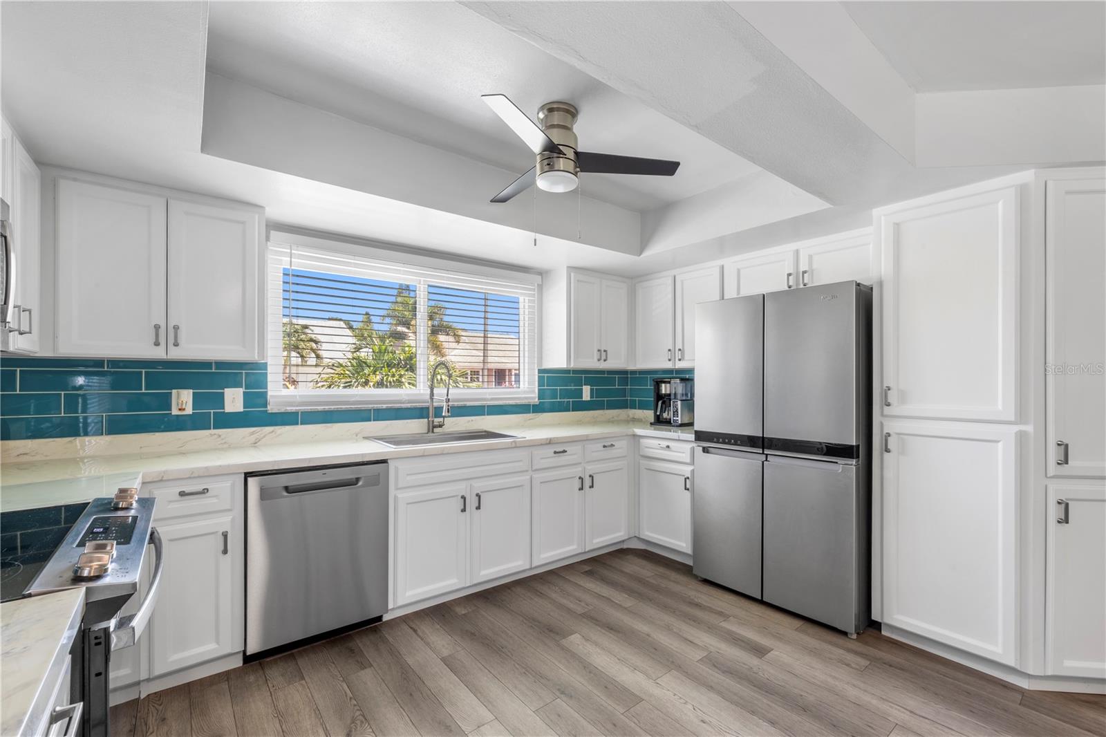 3122 WHISPERING DR N, LARGO, FL — photo 4