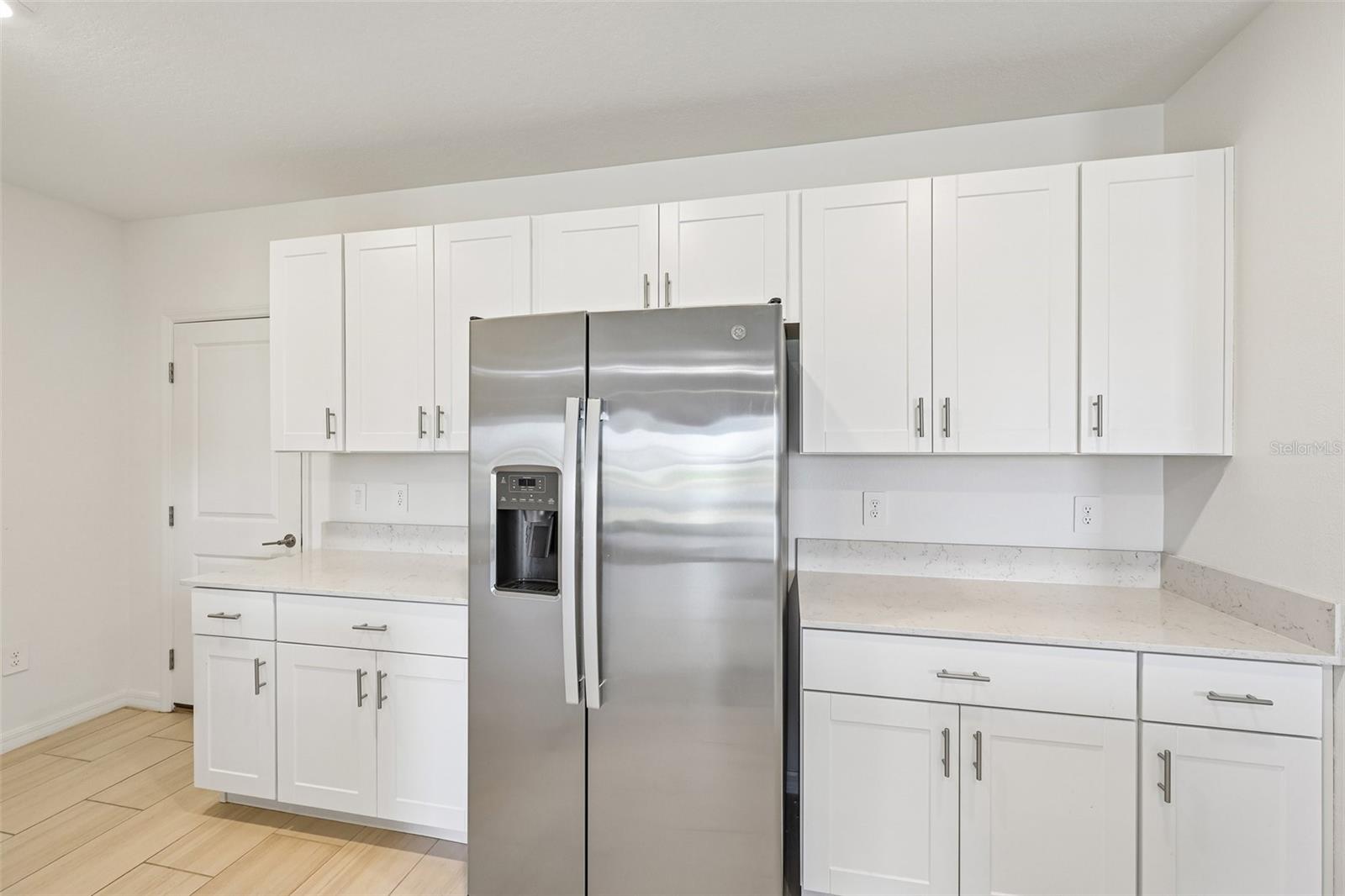 8807 SUNSET PARK TRL, PARRISH, FL — photo 17
