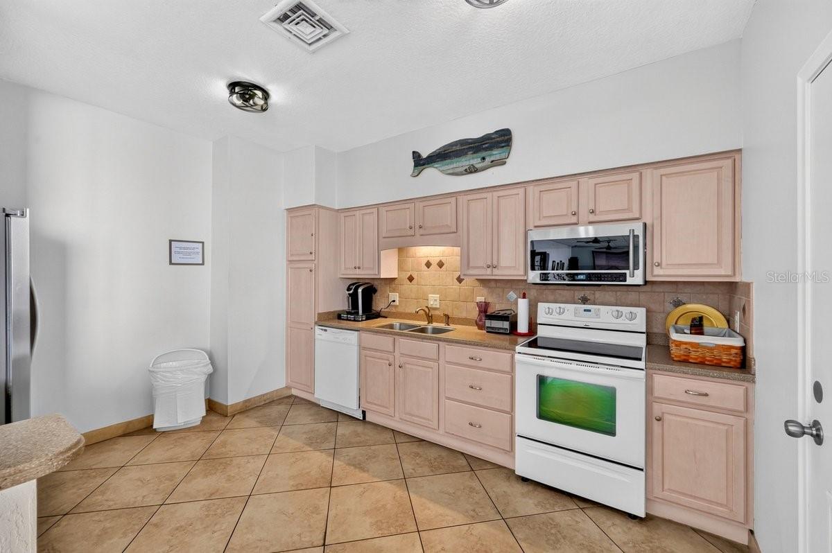 2900 N ATLANTIC AVE #1006, DAYTONA BEACH, FL — photo 57