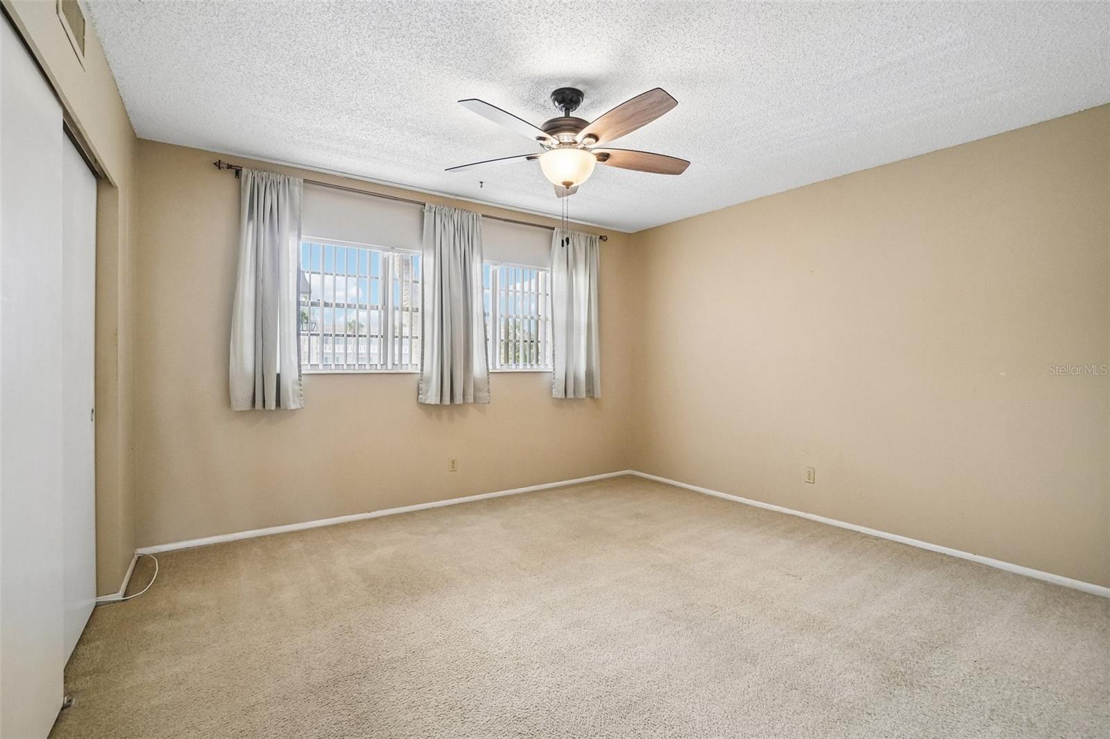 2402 ECUADORIAN WAY #28, CLEARWATER, FL — photo 15