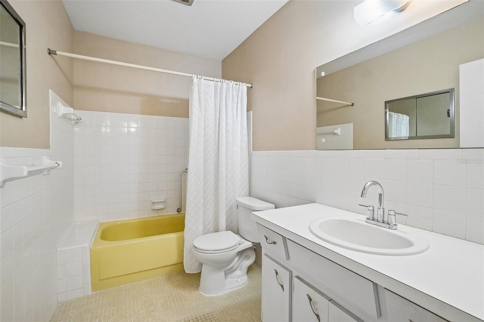 2402 ECUADORIAN WAY #28, CLEARWATER, FL — photo 18