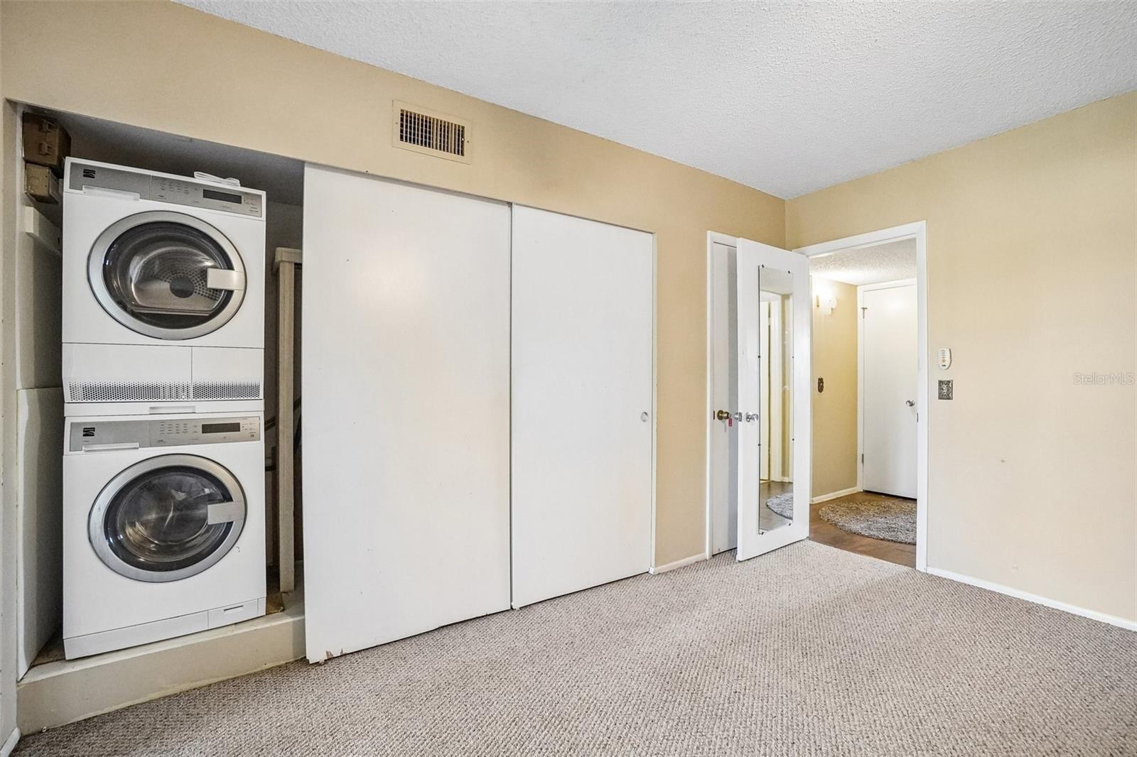 2402 ECUADORIAN WAY #28, CLEARWATER, FL — photo 19