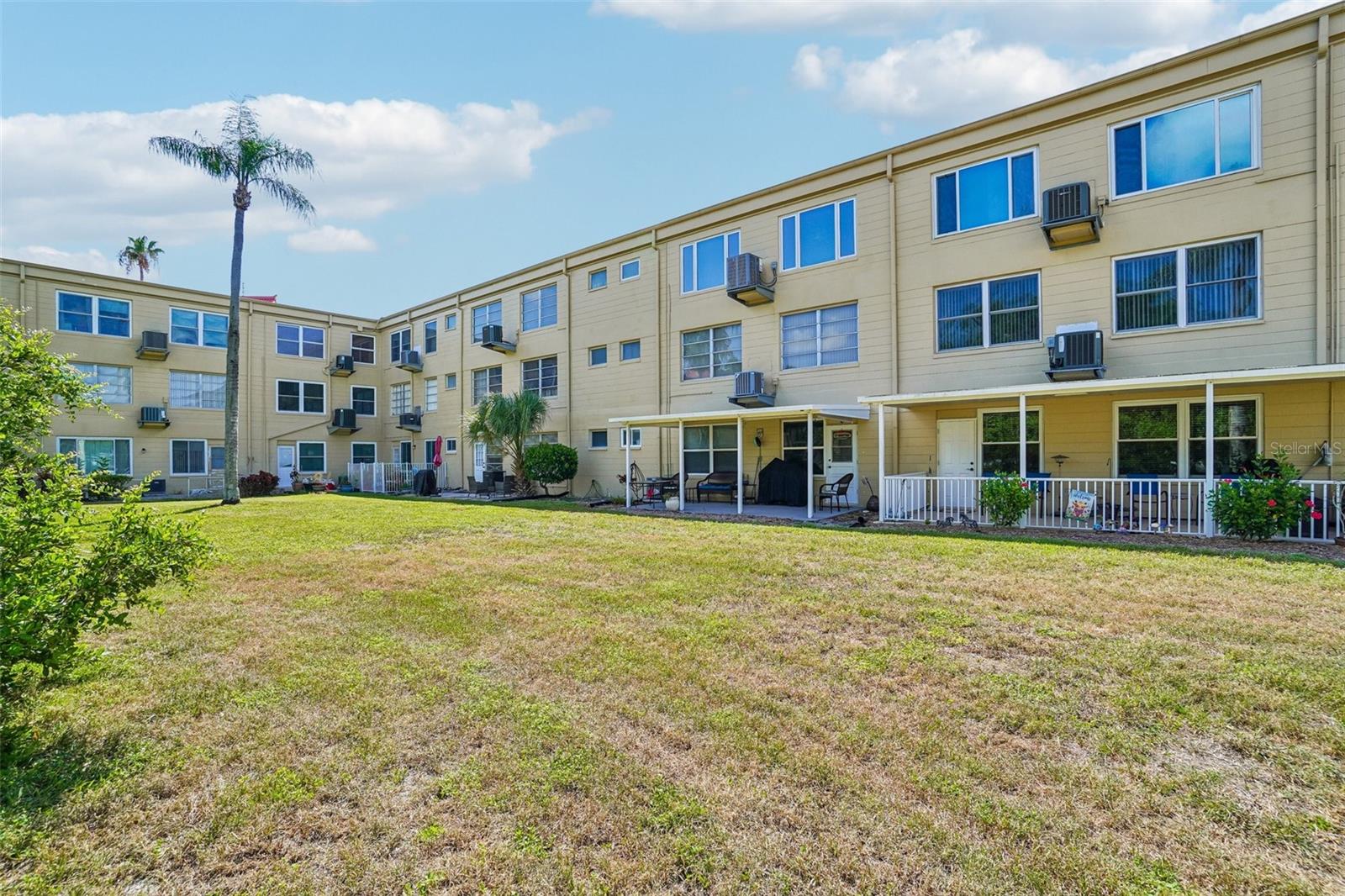 2402 ECUADORIAN WAY #28, CLEARWATER, FL — photo 20