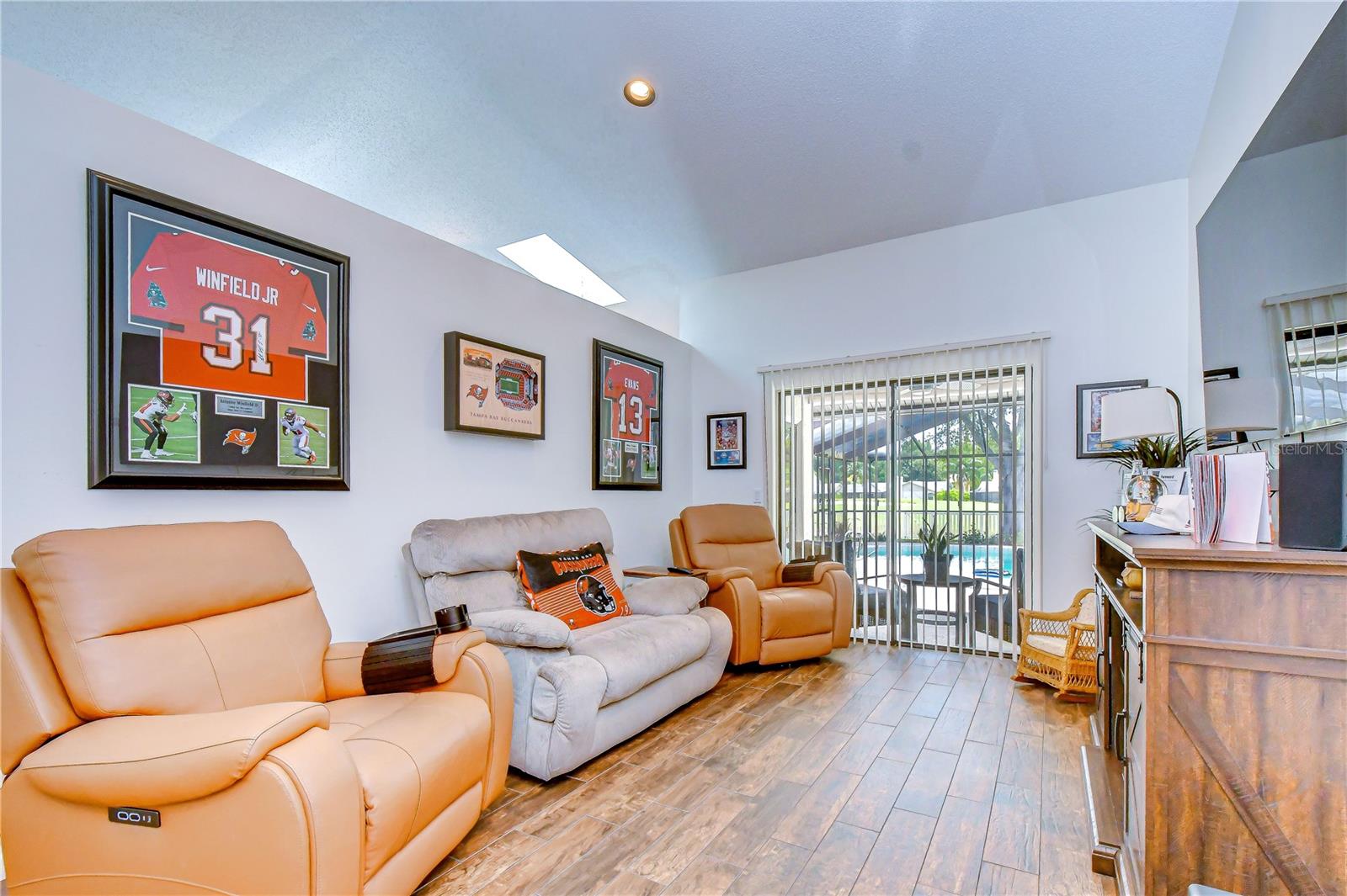 16605 E COURSE DR, TAMPA, FL — photo 10