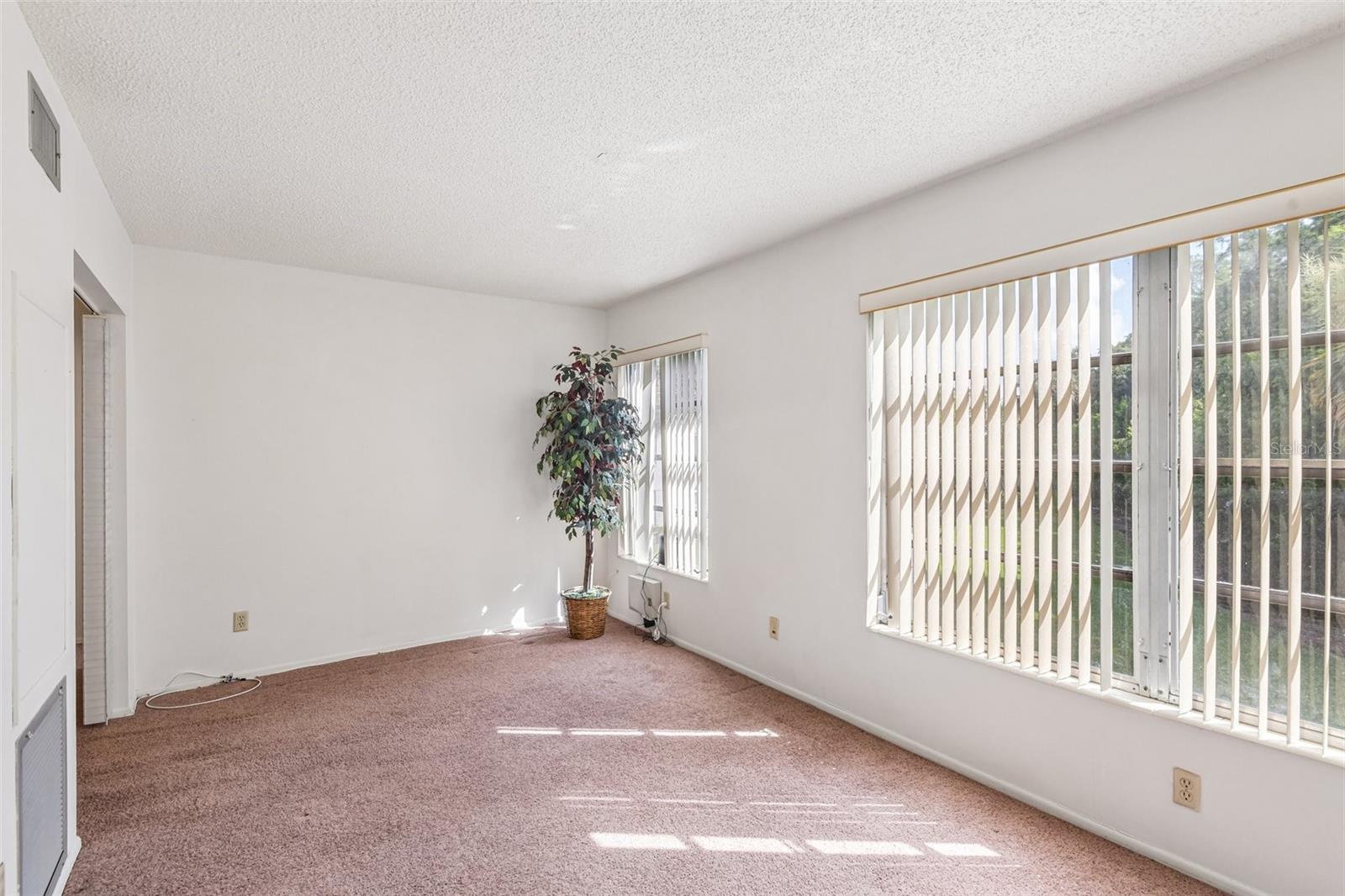 2460 PERSIAN DR #44, CLEARWATER, FL — photo 11